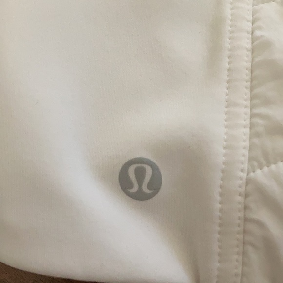 Lululemon another mile vest - Picture 3 of 5